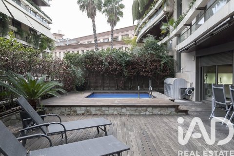 Dúplex de 5 dormitorios en venta en Barcelona, Cataluña, Spain № 4620 - foto 4