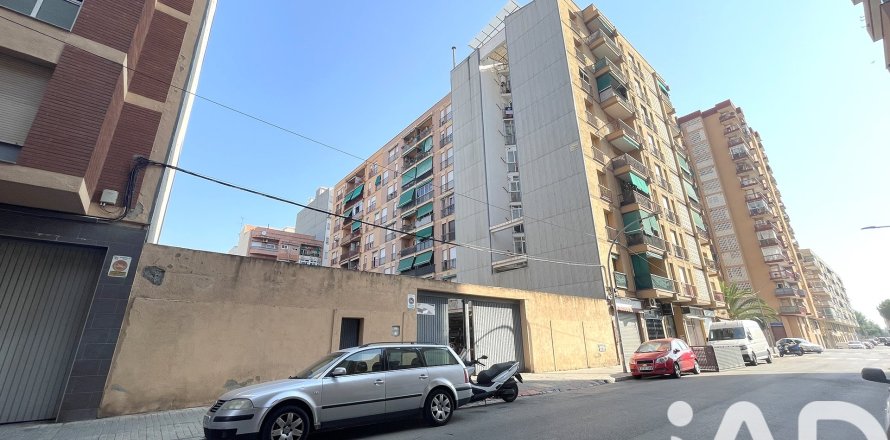 Parcela de 1064 m² en venta en Sabadell, Barcelona, Cataluña, Spain № 4619