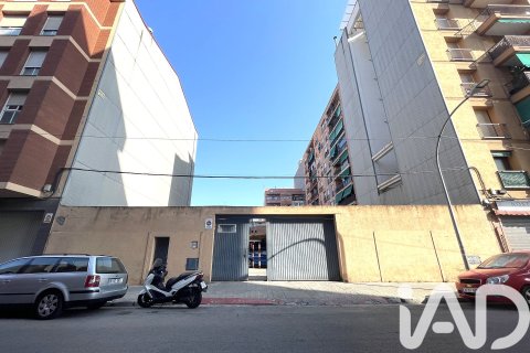 Parcela de 1064 m² en venta en Sabadell, Barcelona, Cataluña, Spain № 4619 - foto 19