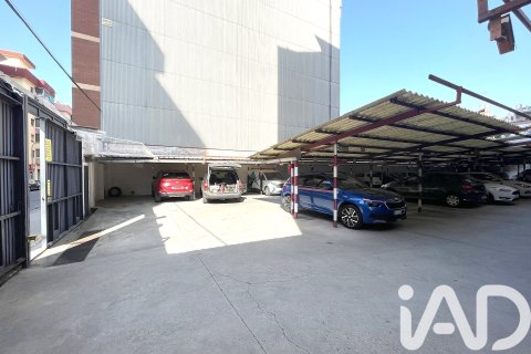 Parcela de 1064 m² en venta en Sabadell, Barcelona, Cataluña, Spain № 4619 - foto 18