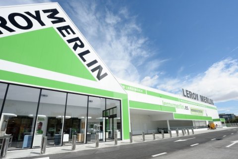 Propiedad comercial de 2708 m² en venta en Barcelona, Cataluña, Spain № 5161