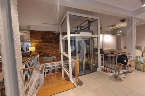 Propiedad comercial de 1016 m² en venta en Barcelona, Cataluña, Spain № 5164 - foto 6