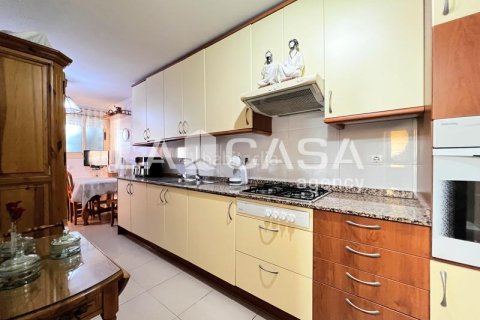 Apartamento de 3 dormitorios en venta en Badalona, Barcelona, Cataluña, Spain № 2176 - foto 6