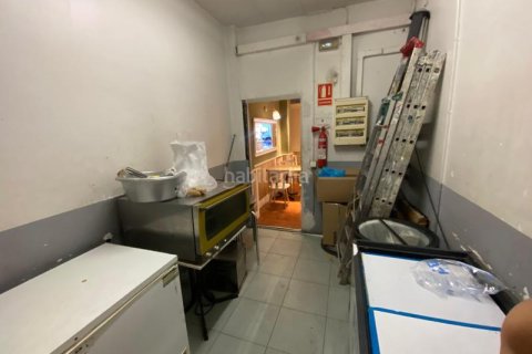 Propiedad comercial de 198 m² en venta en Sant Martí, Barcelona, Cataluña, Spain № 2175 - foto 20