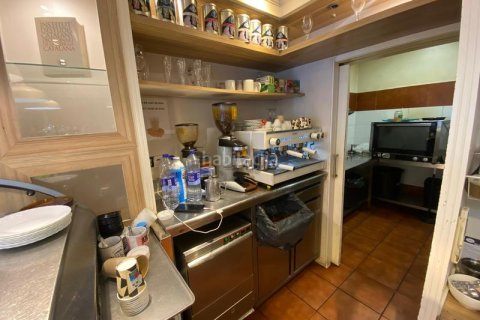 Propiedad comercial de 198 m² en venta en Sant Martí, Barcelona, Cataluña, Spain № 2175 - foto 22