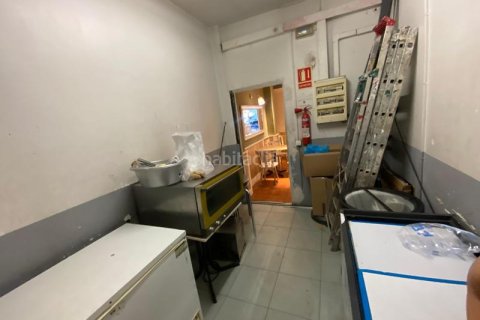 Propiedad comercial de 198 m² en venta en Sant Martí, Barcelona, Cataluña, Spain № 2175 - foto 21