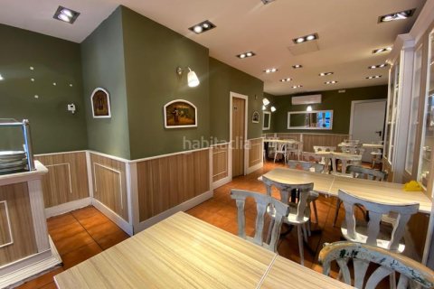 Propiedad comercial de 198 m² en venta en Sant Martí, Barcelona, Cataluña, Spain № 2175 - foto 3