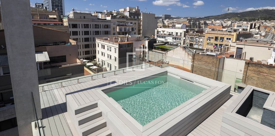 Ático de 3 dormitorios en venta en Barcelona, Cataluña, Spain № 6566