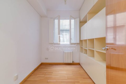 3 bedrooms apartment for sale in Barcelona, Catalonia, Spain № 6560 - photo 17
