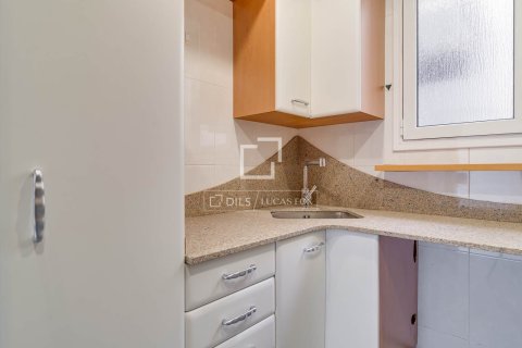 3 bedrooms apartment for sale in Barcelona, Catalonia, Spain № 6560 - photo 14
