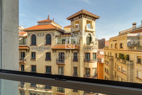 3 bedrooms apartment for sale in Barcelona, Catalonia, Spain № 6560 - photo 20