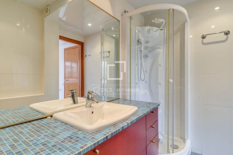 3 bedrooms apartment for sale in Barcelona, Catalonia, Spain № 6560 - photo 25