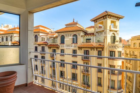 3 bedrooms apartment for sale in Barcelona, Catalonia, Spain № 6560 - photo 27