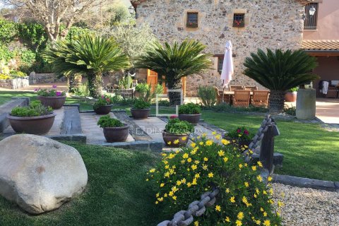 Villa de 5 dormitorios en venta en Sant Pol de Mar, Barcelona, Cataluña, Spain № 6561