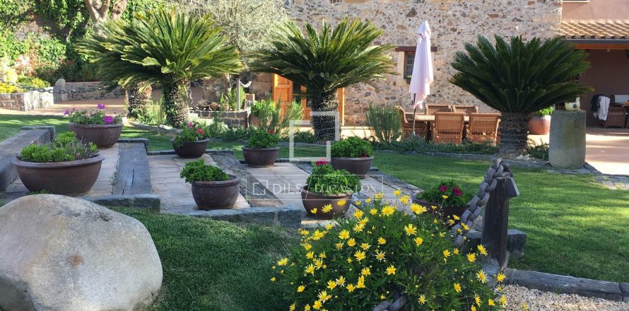 Villa de 5 dormitorios en venta en Sant Pol de Mar, Barcelona, Cataluña, Spain № 6561
