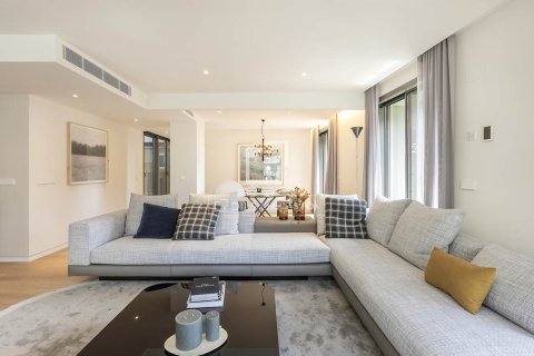 Apartamento de 3 dormitorios en venta en Barcelona, Cataluña, Spain № 6565 - foto 5