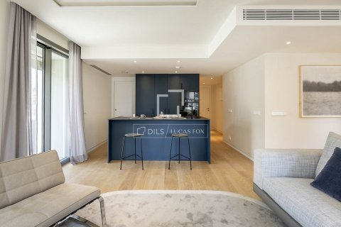 Apartamento de 3 dormitorios en venta en Barcelona, Cataluña, Spain № 6565 - foto 14