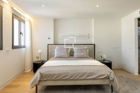 Apartamento de 3 dormitorios en venta en Barcelona, Cataluña, Spain № 6565 - foto 19