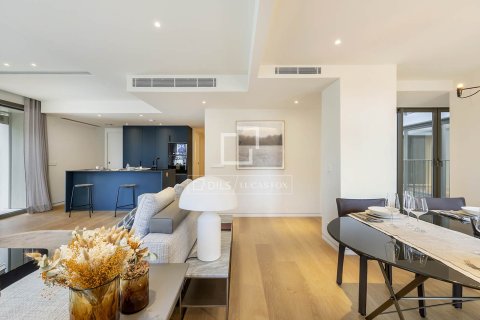 Apartamento de 3 dormitorios en venta en Barcelona, Cataluña, Spain № 6565 - foto 13