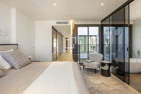 Apartamento de 3 dormitorios en venta en Barcelona, Cataluña, Spain № 6565 - foto 20