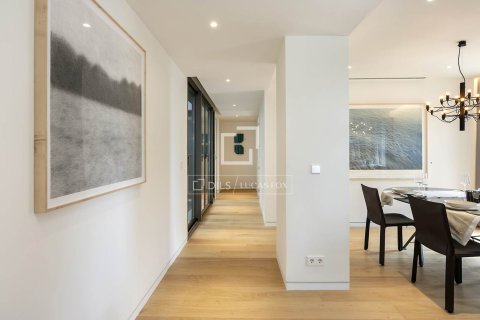 Apartamento de 3 dormitorios en venta en Barcelona, Cataluña, Spain № 6565 - foto 12