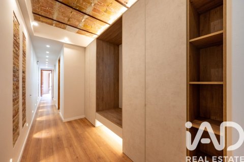 3 bedrooms apartment for sale in Barcelona, Catalonia, Spain № 7501 - photo 16