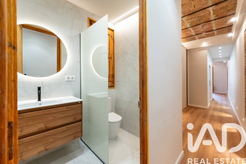 3 bedrooms apartment for sale in Barcelona, Catalonia, Spain № 7501 - photo 14
