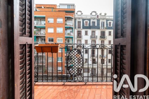 3 bedrooms apartment for sale in Barcelona, Catalonia, Spain № 7501 - photo 6