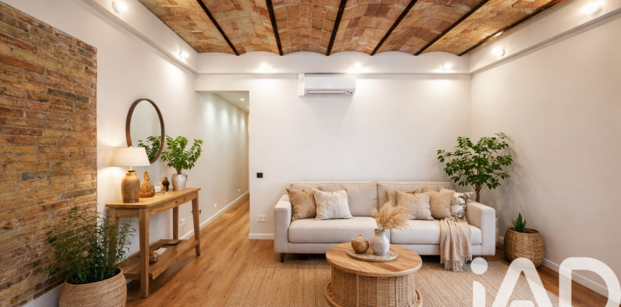 3 bedrooms apartment for sale in Barcelona, Catalonia, Spain № 7501
