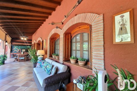 Сasa de 6 dormitorios en venta en Balaguer, Lérida, Cataluña, Spain № 4980 - foto 10