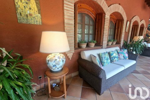 Сasa de 6 dormitorios en venta en Balaguer, Lérida, Cataluña, Spain № 4980 - foto 9