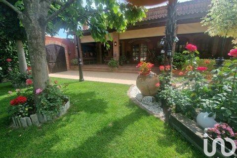 Сasa de 6 dormitorios en venta en Balaguer, Lérida, Cataluña, Spain № 4980 - foto 26