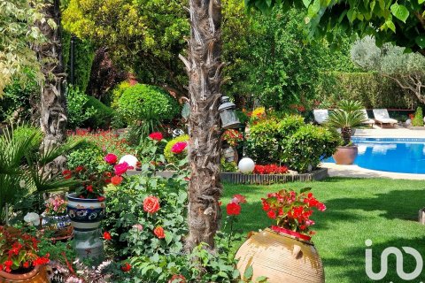 Сasa de 6 dormitorios en venta en Balaguer, Lérida, Cataluña, Spain № 4980