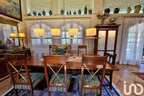 Сasa de 6 dormitorios en venta en Balaguer, Lérida, Cataluña, Spain № 4980 - foto 17