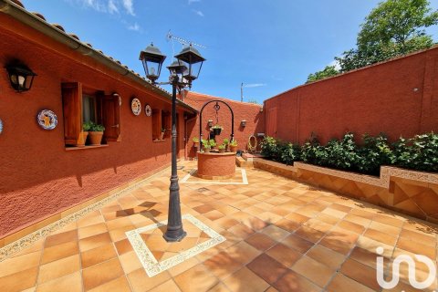 Сasa de 6 dormitorios en venta en Balaguer, Lérida, Cataluña, Spain № 4980 - foto 19