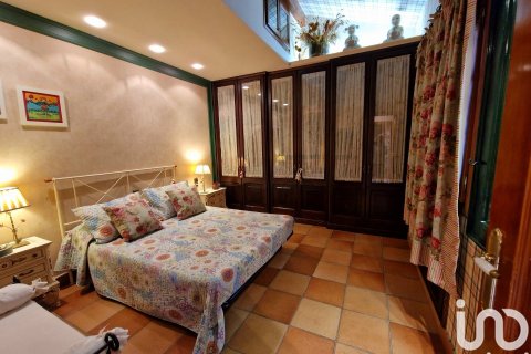 Сasa de 6 dormitorios en venta en Balaguer, Lérida, Cataluña, Spain № 4980 - foto 22