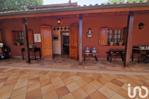 Сasa de 6 dormitorios en venta en Balaguer, Lérida, Cataluña, Spain № 4980 - foto 20