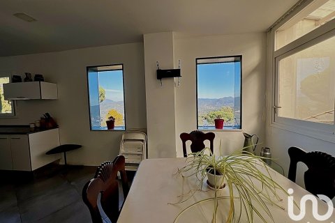 Сasa de 4 dormitorios en venta en Mataró, Barcelona, Cataluña, Spain № 4976 - foto 12