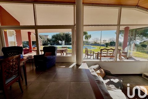 Сasa de 4 dormitorios en venta en Mataró, Barcelona, Cataluña, Spain № 4976 - foto 8