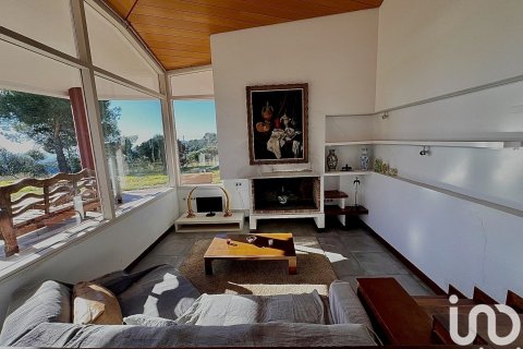 Сasa de 4 dormitorios en venta en Mataró, Barcelona, Cataluña, Spain № 4976 - foto 10