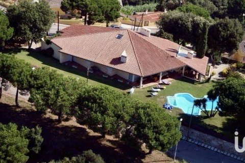 Сasa de 4 dormitorios en venta en Mataró, Barcelona, Cataluña, Spain № 4976 - foto 3