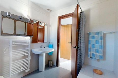 Сasa de 5 dormitorios en venta en Coma-Ruga, Tarragona, Cataluña, Spain № 3650 - foto 23