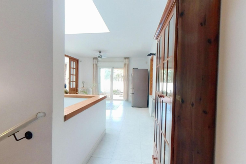Сasa de 5 dormitorios en venta en Coma-Ruga, Tarragona, Cataluña, Spain № 3650 - foto 15