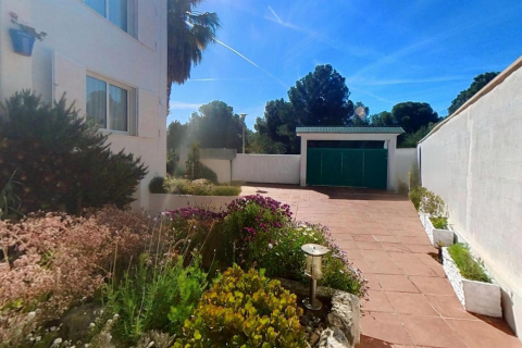 Сasa de 5 dormitorios en venta en Coma-Ruga, Tarragona, Cataluña, Spain № 3650 - foto 4
