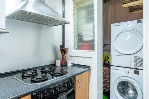 Apartamento de 4 dormitorios en venta en Barcelona, Cataluña, Spain № 3648 - foto 17