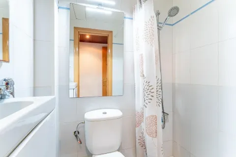 Apartamento de 4 dormitorios en venta en Barcelona, Cataluña, Spain № 3648 - foto 27