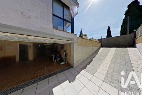 Купить дом в Калафелл, Испания с 5 спален, 384м², № 7478 - фото 8