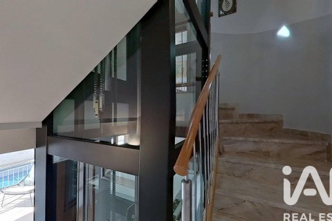 Купить дом в Калафелл, Испания с 5 спален, 384м², № 7478 - фото 12