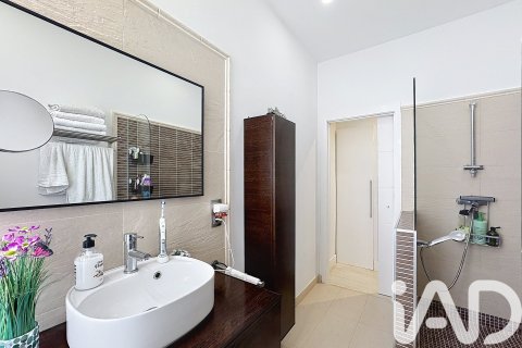 3 bedrooms apartment for sale in Vilanova i la Geltru, Barcelona, Catalonia, Spain № 7476 - photo 25