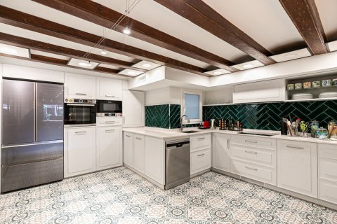 Apartamento de 3 dormitorios en venta en Barcelona, Cataluña, Spain № 1507 - foto 20